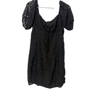 Women’s jacquard puff sleeve dress size L